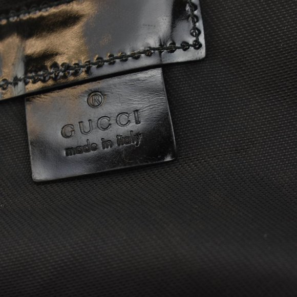 GUCCI: Black, Nylon & Patent Leather Logo Folding Compact Weekender Bag (wm) - Picture 10 of 12